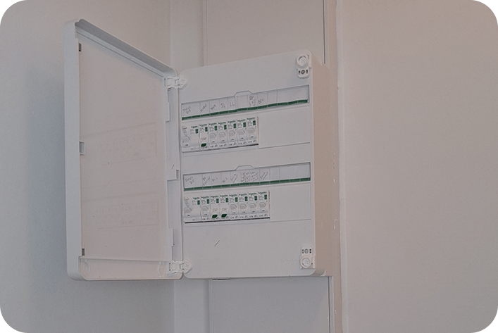 Électricien certifié QualifÉlec à Rouen